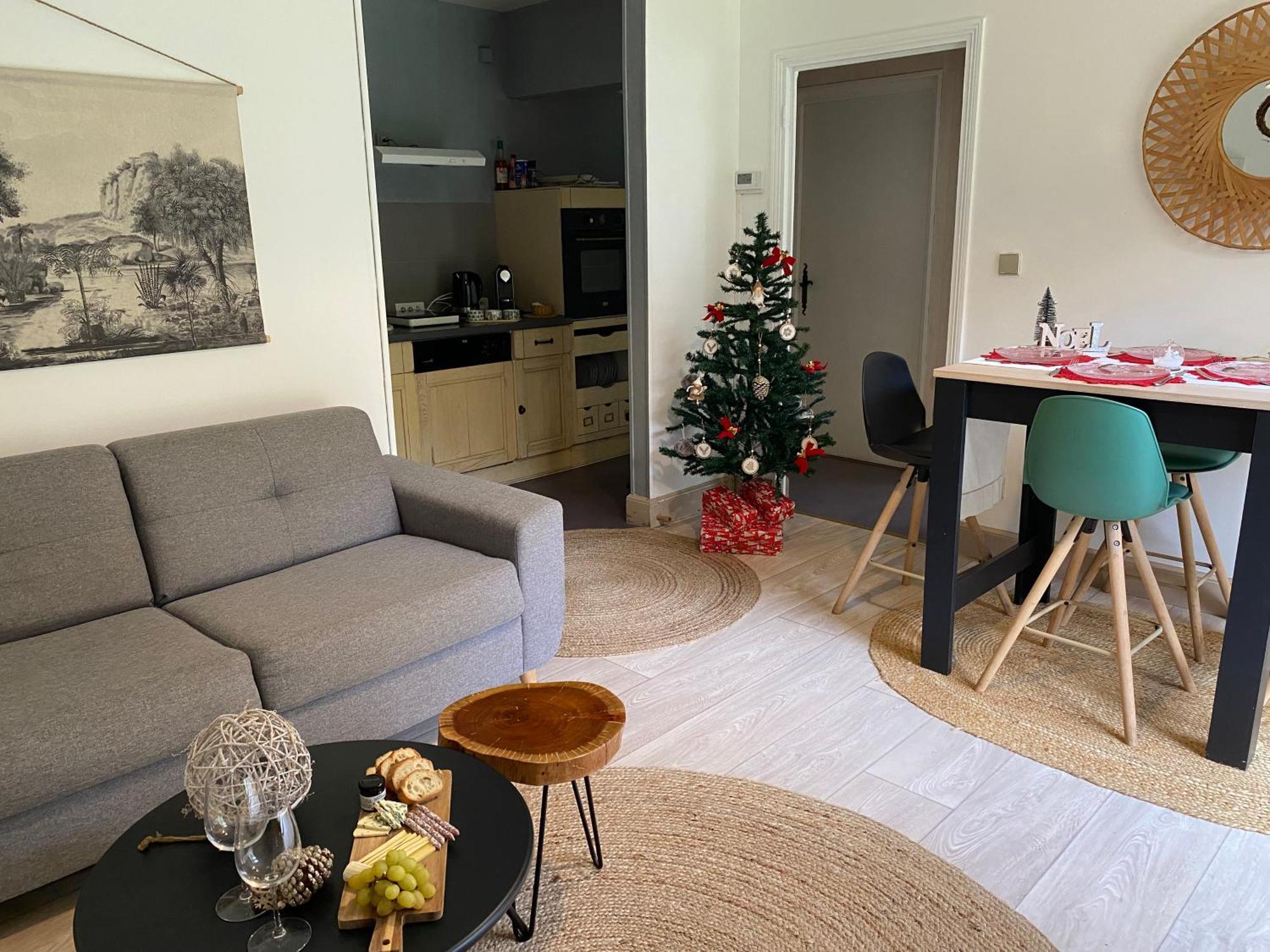 Logement Avec Acces Piscine 쇼몽-쉬르-타론느 외부 사진